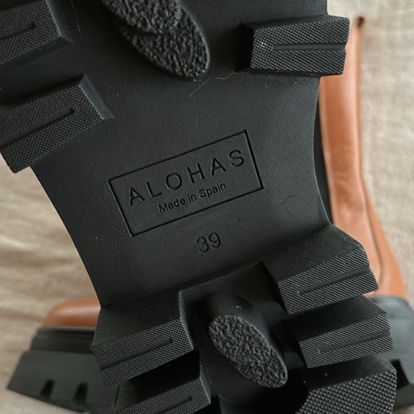 NWT Alohas All Rounder Chelsea Boots - Picture 8 of 11